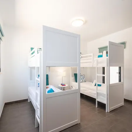 Villa In Armacao De Pera With Garden *