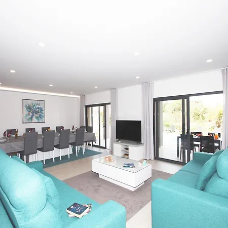 וילה Villa In Armacao De Pera With Garden *