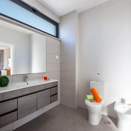 וילה Villa In Armacao De Pera With Garden *
